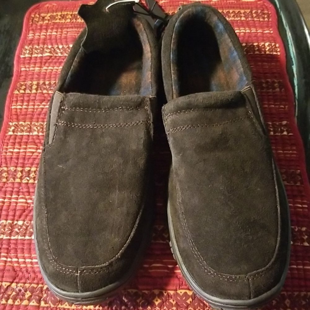 🤠NWT George Genuine Indoor/Outdoor Suede Slippers/ Shoes Mens Size 7-8